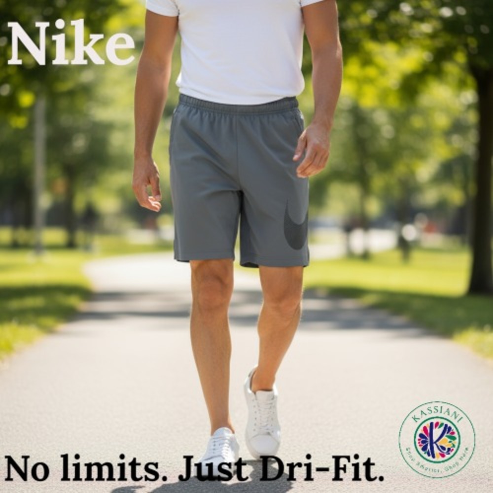 Nike Dri-Fit Men's Performance Shorts – Elastic Waist, Drawstring, Logo – Gray M